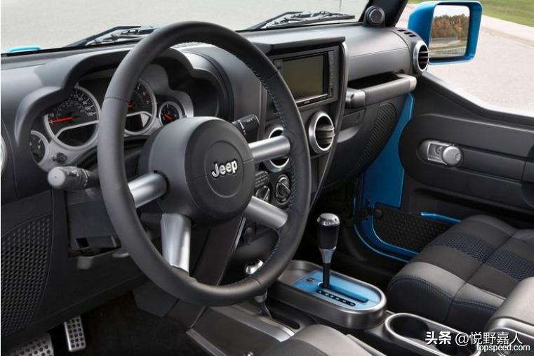 最烂的越野车内饰？16图看完吉普牧马人仪表内饰编年史