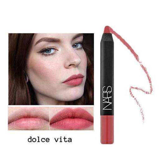 素颜也能涂的爆款口红,素颜都能用的口红