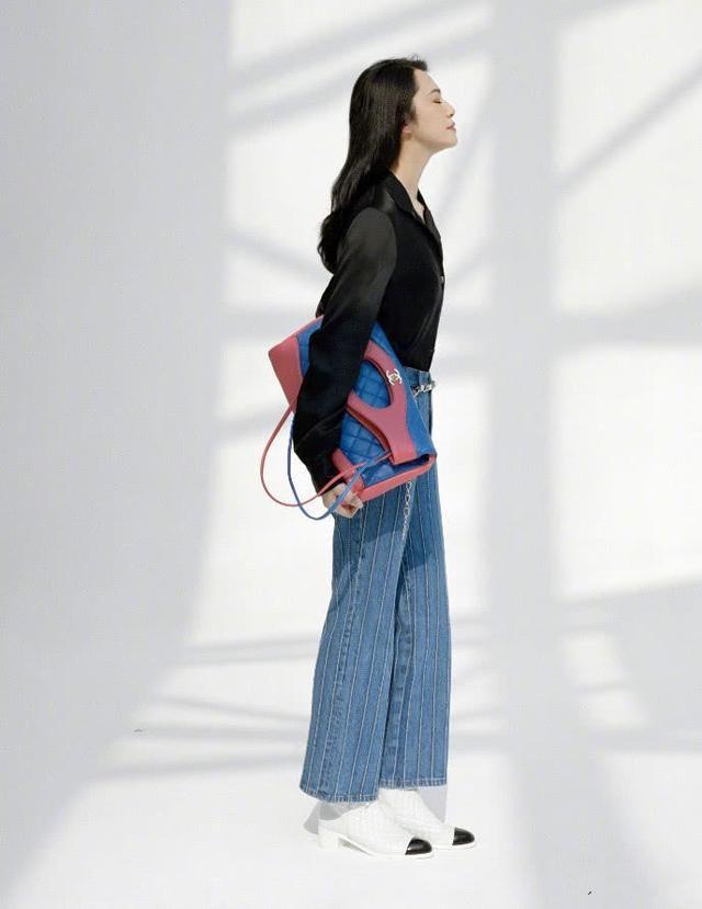 单肩包哪个款式百搭,单肩包时尚简单