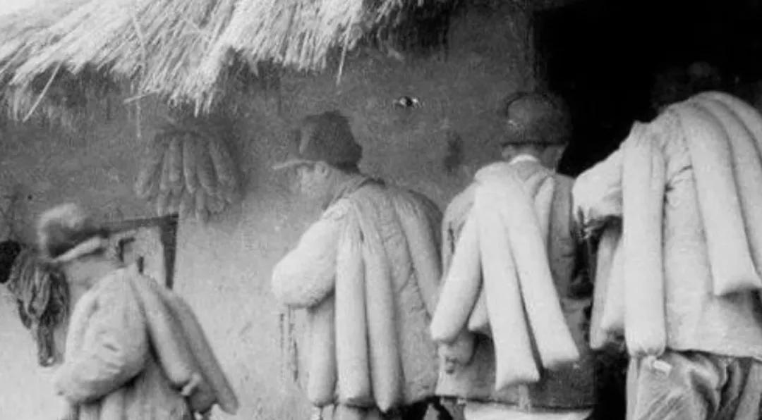 71年前的今天，中国人民志愿军诞生，毛岸英是第一批战士！