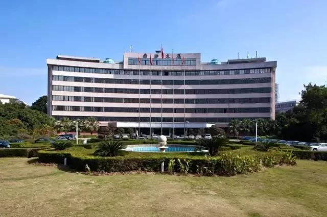 深圳一个让人伤心的城市,泪崩了原唱完整版