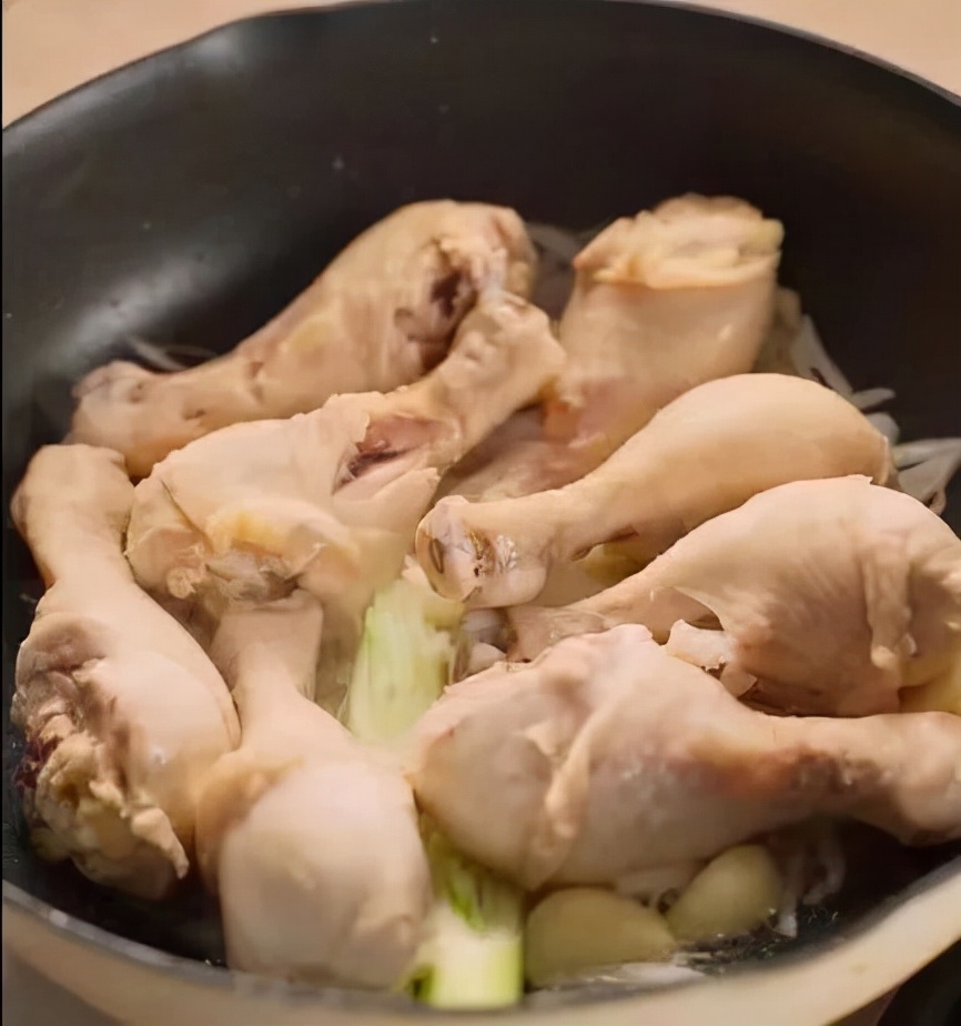 炸鸡配百事可乐,炸鸡配美酒