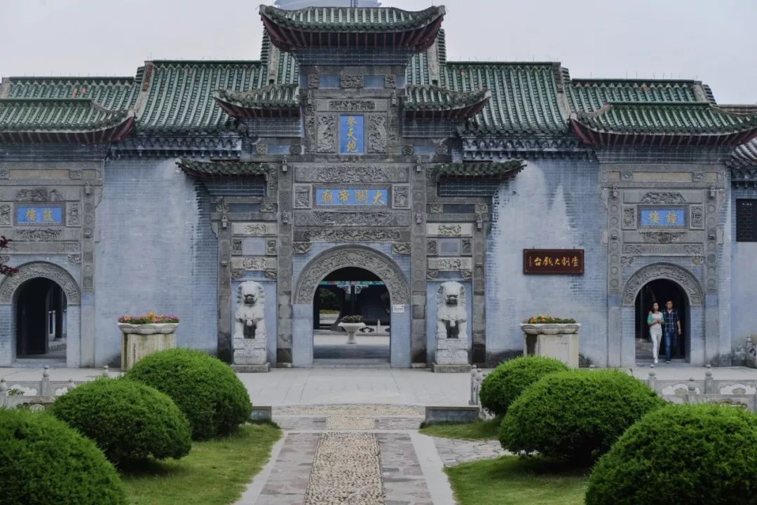 12月成都出发白菜价机票大全,11-12月机票打折