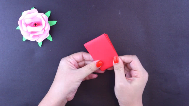 手残*党**也能学会的玫瑰花折纸，情人节送给女神惊喜，手工折纸详解