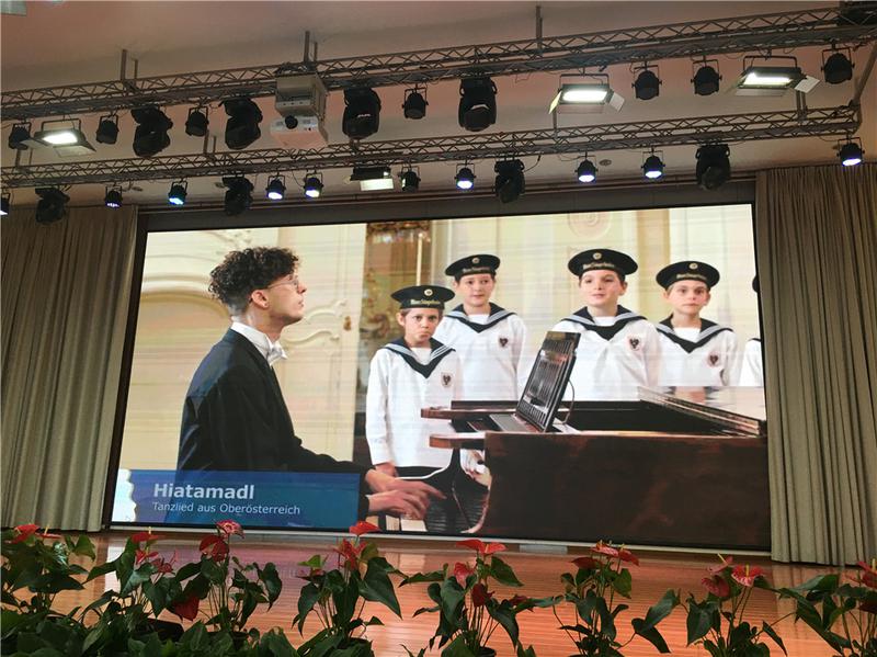 棠湖小学新苗合唱团,双流棠湖小学和棠湖小学南区