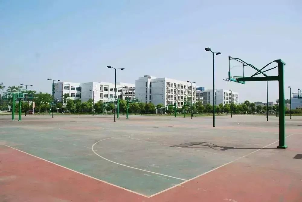 郑州免费运动场,郑州公共健身器材公园