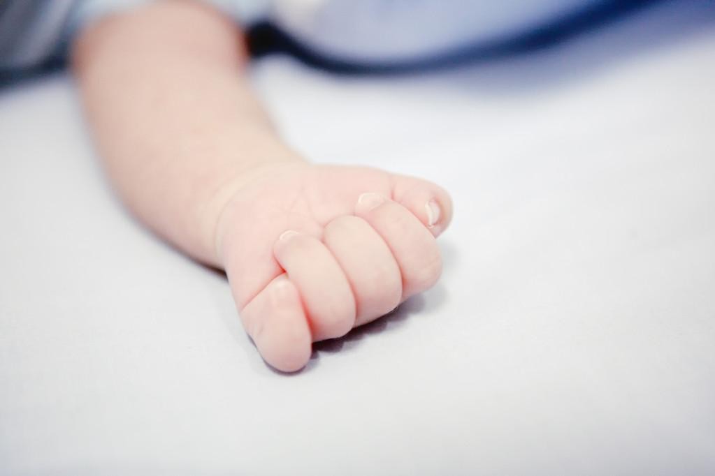 吸毒品生出来的小孩,吸了一次毒的人能生孩子吗