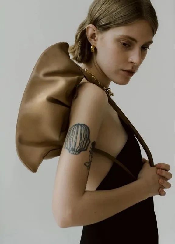 钟楚曦宋妍霏对比照,钟楚曦宋妍霏美图