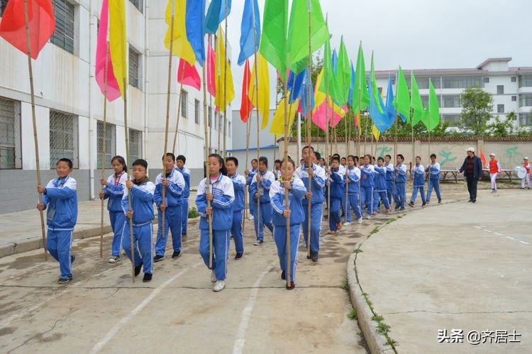 杩愬姩鍋ュ効鏄捐韩鎵嬫椂浠ｉ獎瀛愮珵椋庢祦,杩愬姩鍋ュ効璧涘嚭椋庨噰璧涘嚭鎷兼悘