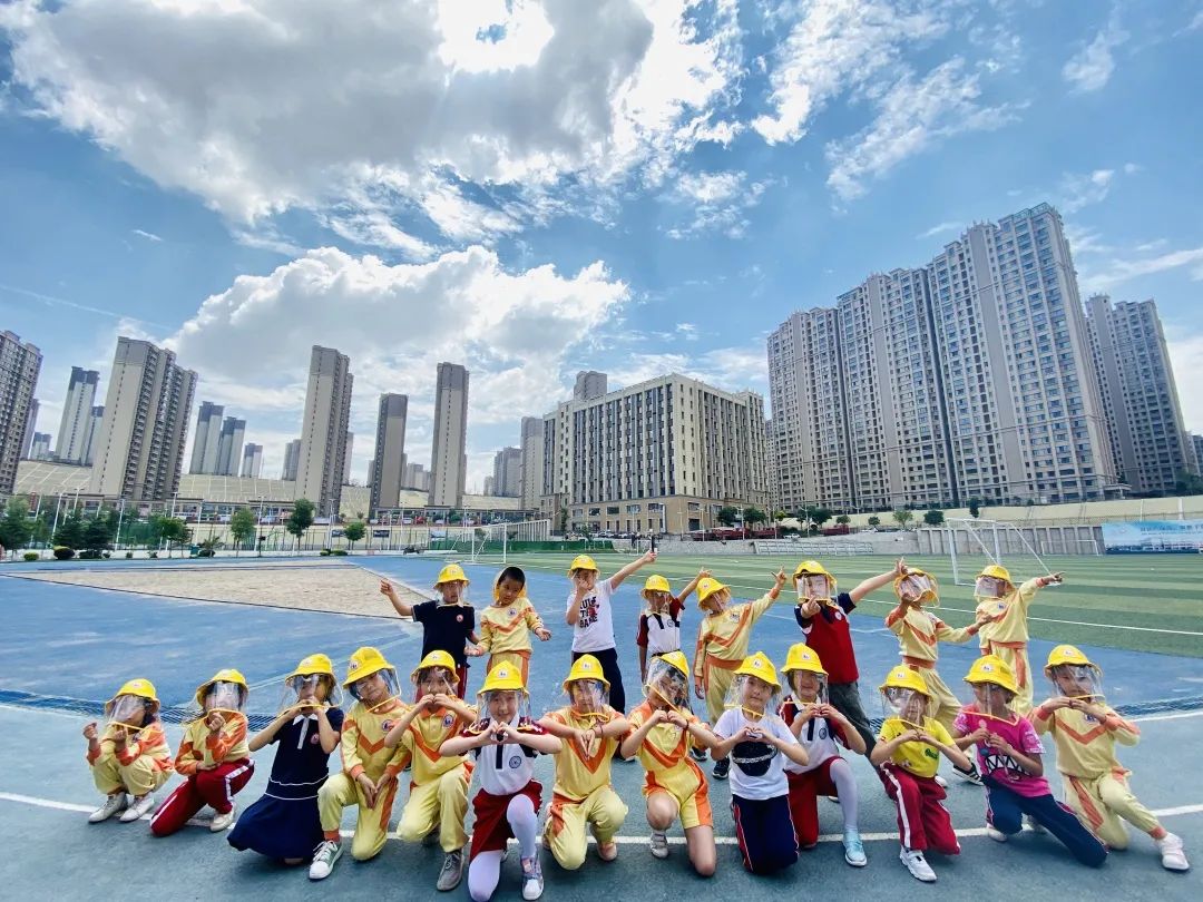 幼小衔接零距离之参观小学,启航幼儿园小学参观初体验