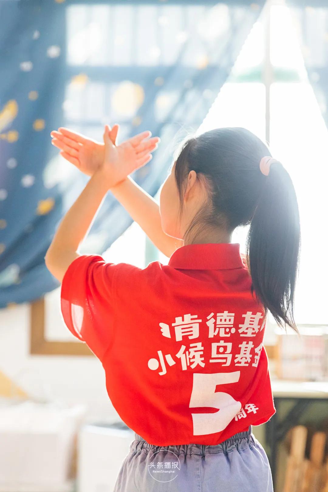 这群来自全国各地的「小候鸟」,温暖了整个上海