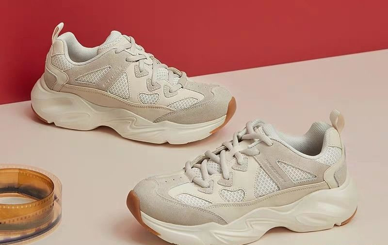 男生需要什么样的基本款的手表,男生必须要的几种鞋