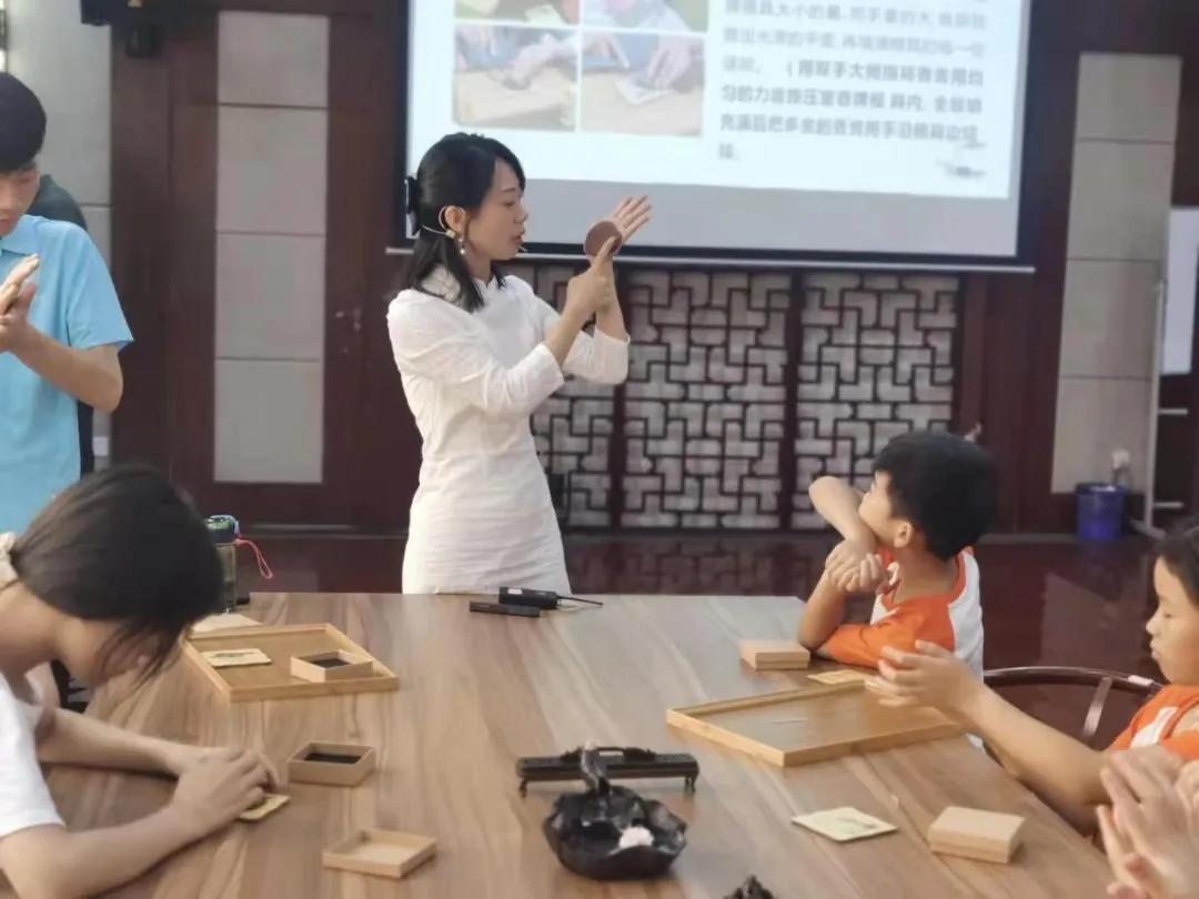 涔濈暪涔﹂櫌,涔濈暪涔﹂櫌绔崍