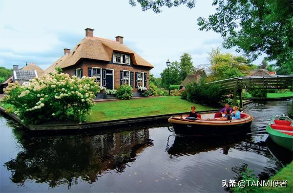 荷兰羊角古村,荷兰最美羊角村小镇