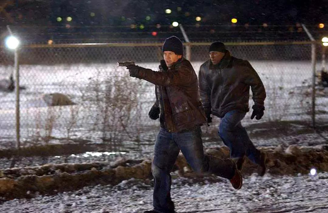 母亲被枪杀四个儿子报仇的电影,母亲遇害儿子复仇的电影