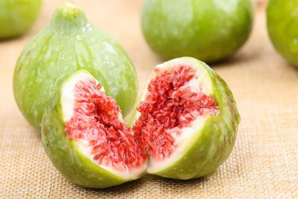 未成熟无花果的正确吃法,简单又好吃的无花果