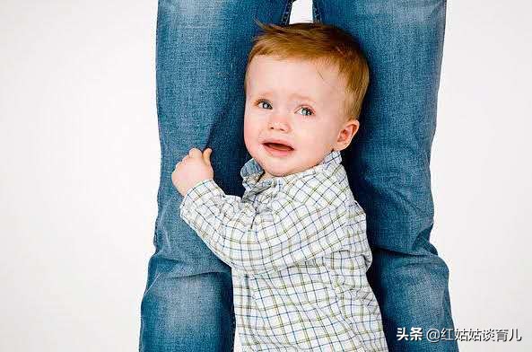 宝宝胆小但很聪明,宝宝胆小又坚强