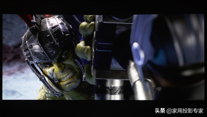 不施粉黛亦倾城面若桃花深似海,不施粉黛亦倾城