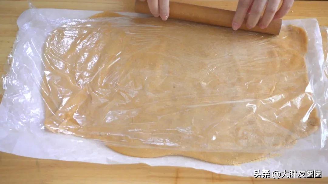 不用烤箱不用锅的麻糍,自制花生糍