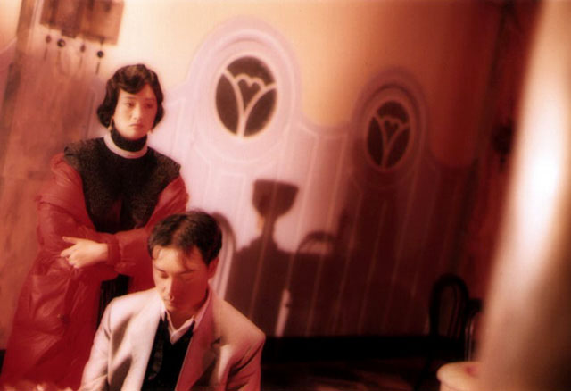 陈凯歌代表作是什么,陈凯歌执导张国荣巩俐周迅出演