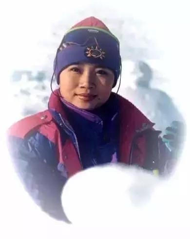 李娜出家的辛酸历史,出家歌手李娜歌坛地位