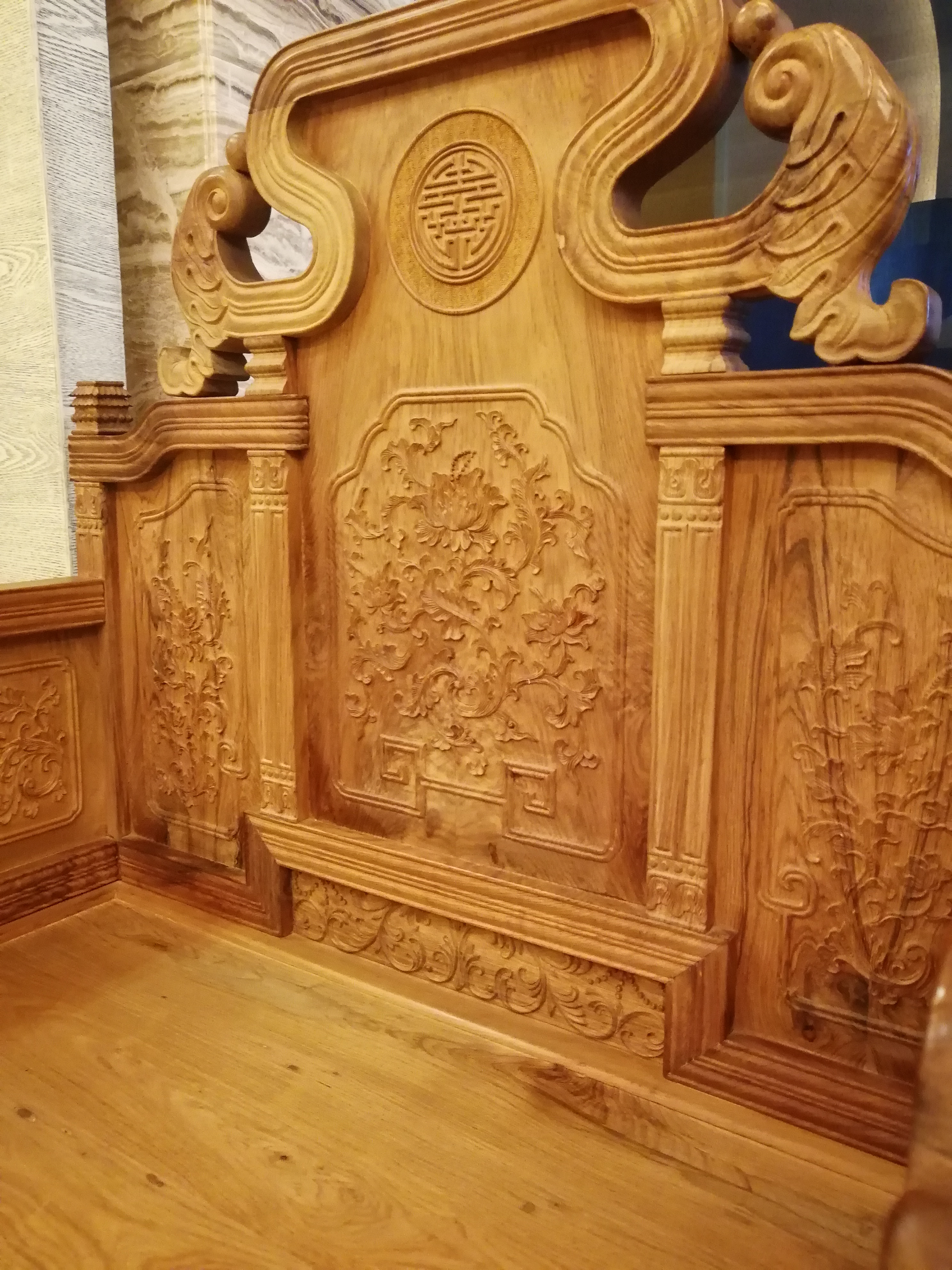 海南黄花梨红木家具大全,越南黄花梨红木家具价格及图片