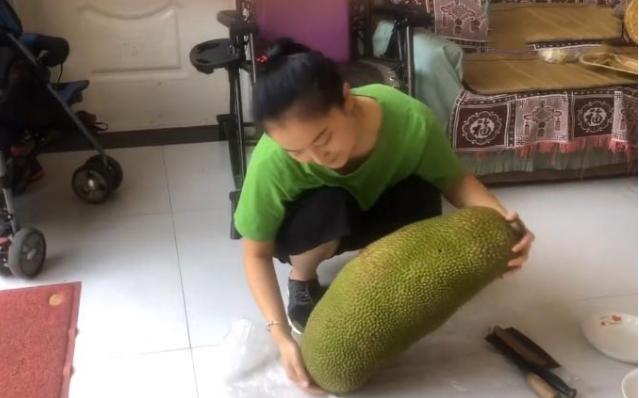 美女网购菠萝蜜,女子网购30斤菠萝蜜