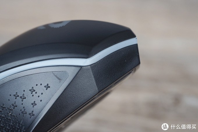 达尔优cm630牧马人轻量化鼠标,达尔优牧马人5代有鼠标宏吗