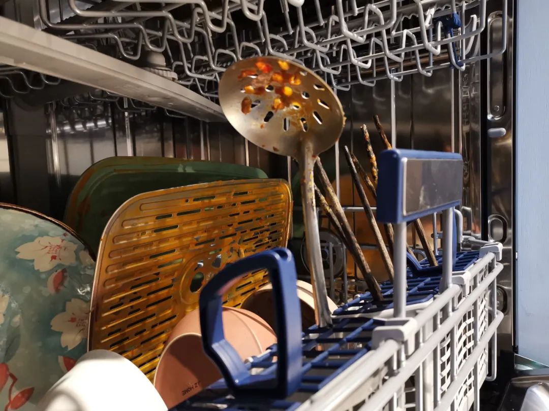 你不知道如何使用洗碗机,一台洗碗机的功能带给你三重惊喜