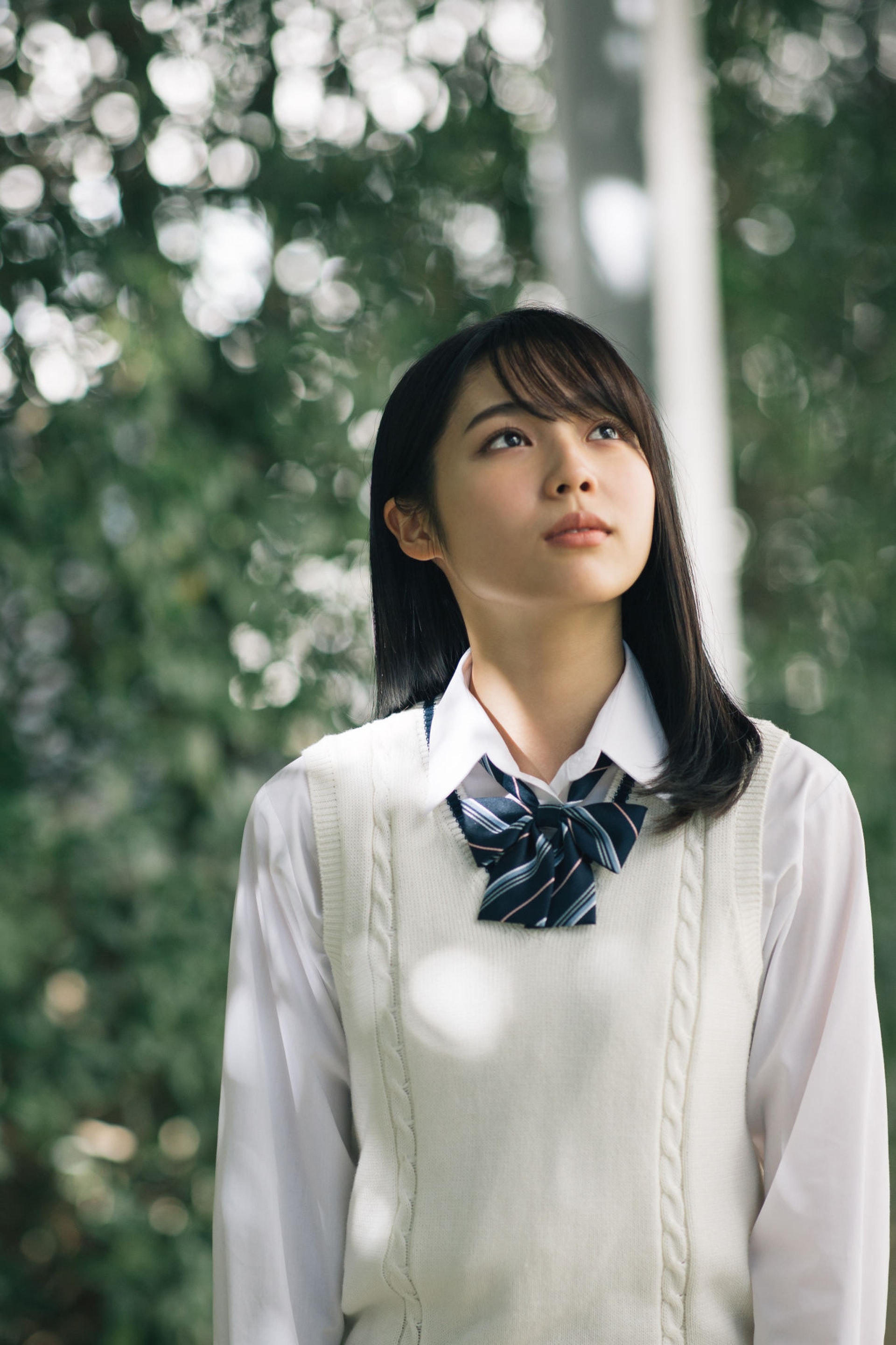 穿校服好看的日本女星 (日本最适合穿校服的女星走路霸气)