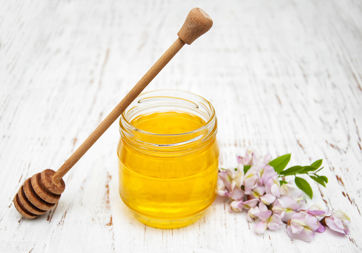 喝了白酒能吃豆芽吗,喝完酒吃豆芽行吗