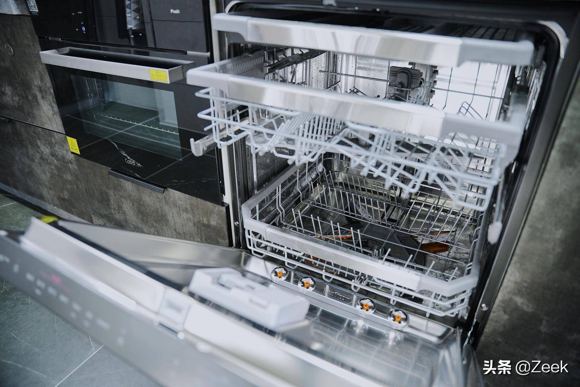 西门子和lg洗碗机哪个好,lg蒸汽洗碗机烘干效果
