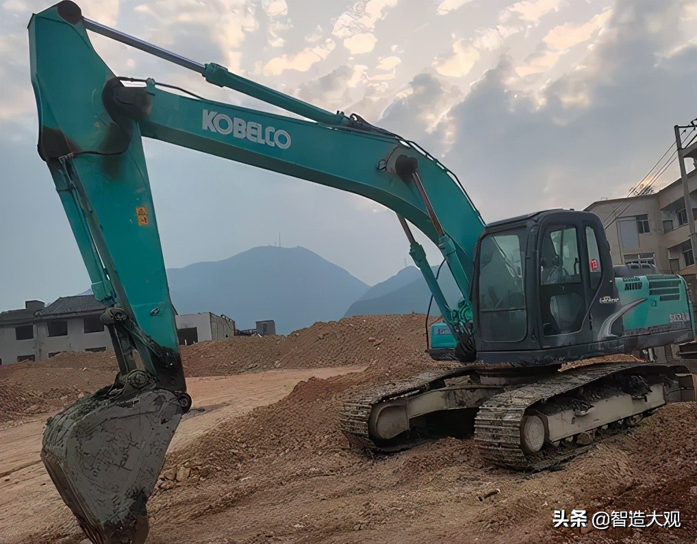 神钢SK210LC挖掘机,液压系统流量失常故障,怎么处理?