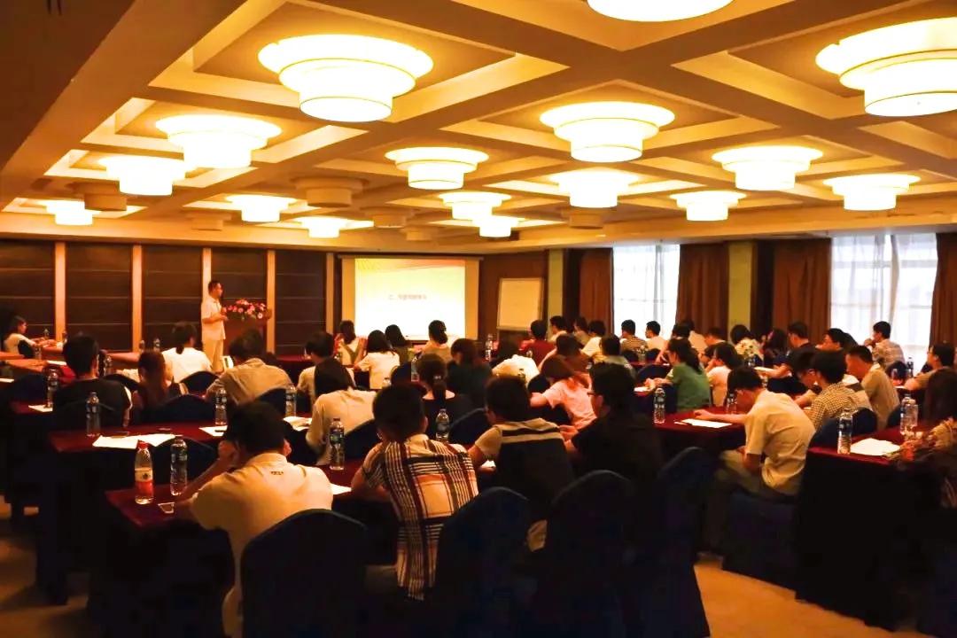 红心向党匠心筑梦演讲,红心向党匠心智造