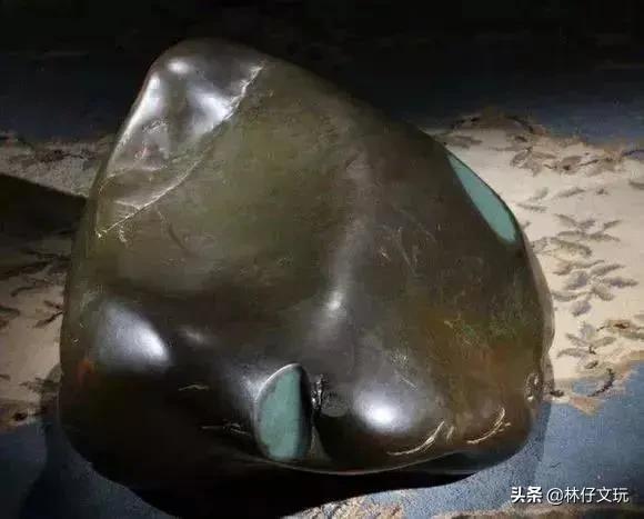 新疆和田玉新品,新疆和田玉紫色的玉是什么品种