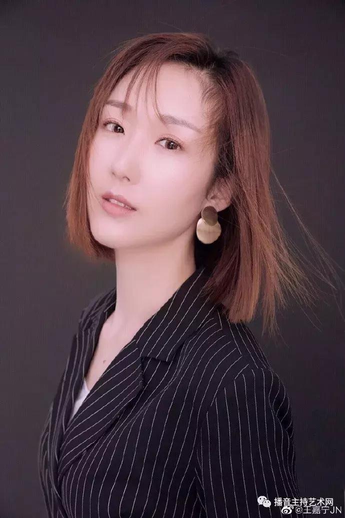 总台主持人大赛60强选手诞生，他们大多有这两个特点