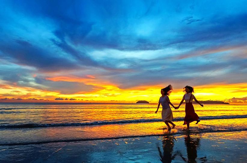 马来西亚全年可穿夏装，900多家旅游饭店，达国际水平的有几十家