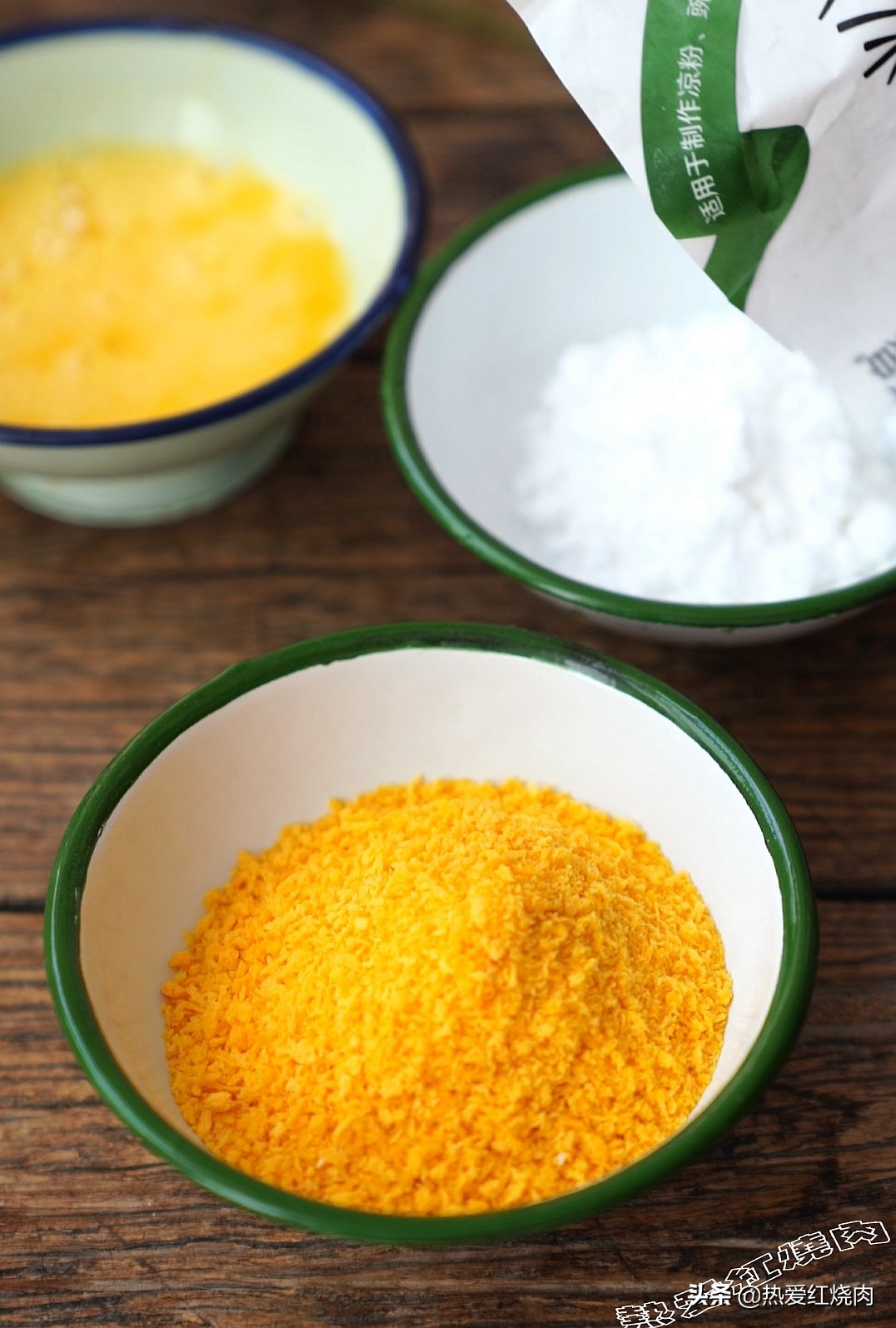 鸡翅最好吃的做法入口酥脆,鸡翅要怎么炸才好吃又有营养