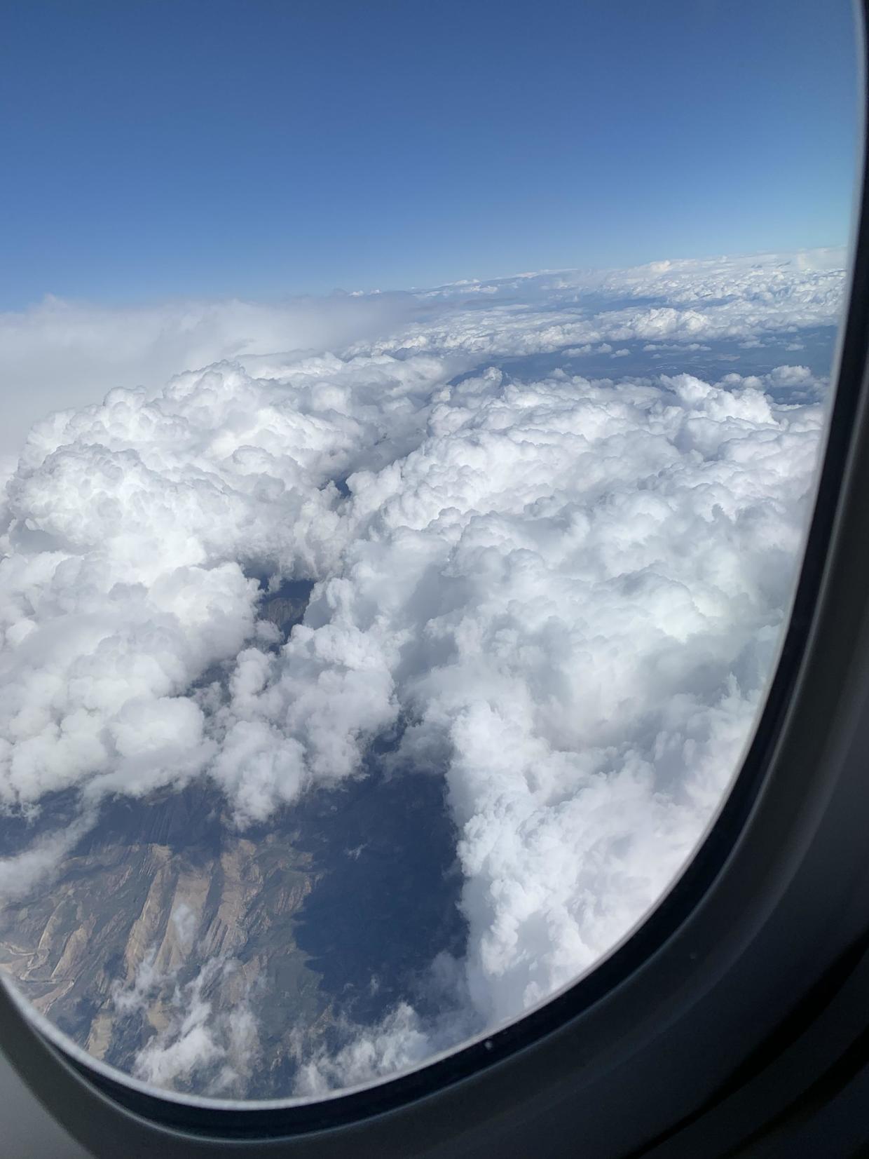 疫情中，从北京到洛杉矶，长途飞行的我