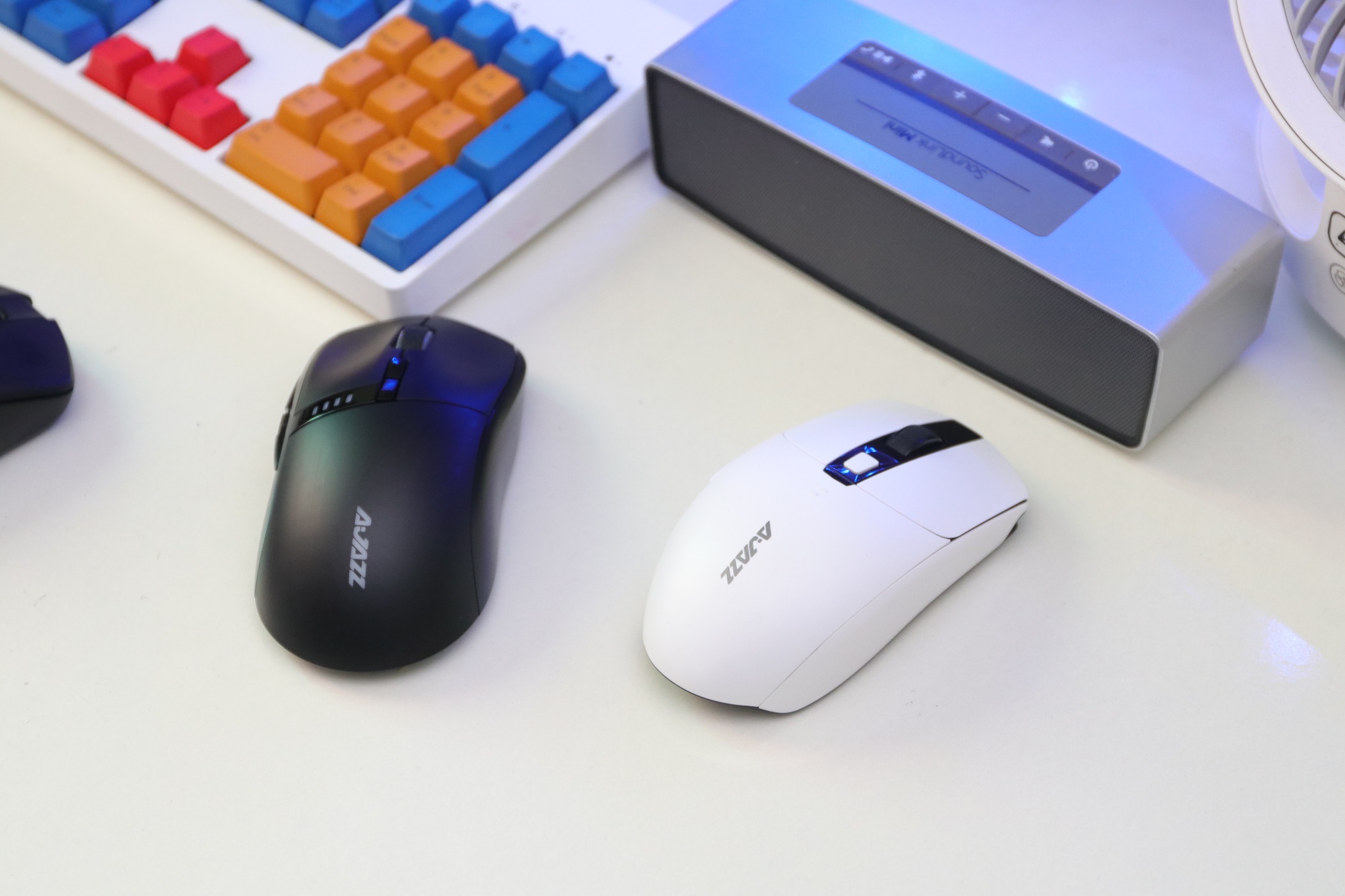 英菲克无线鼠标是国产的吗,既能有线又能无线电竞鼠标推荐