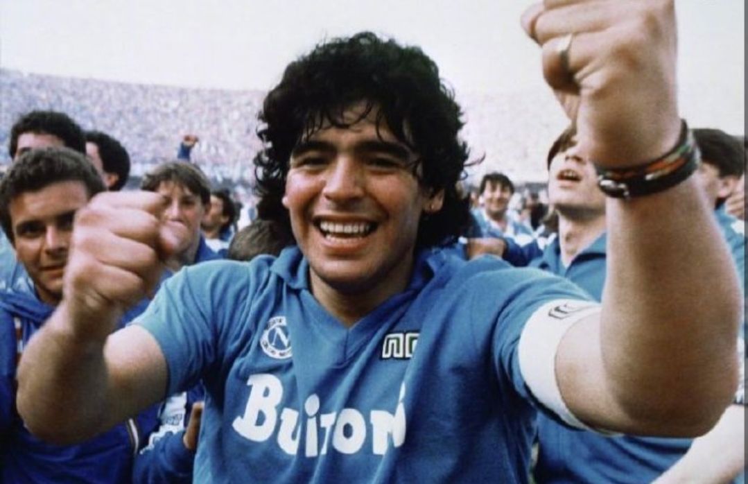 谁是王中王？金球奖官方历史最佳阵容唯一真王——马拉多纳