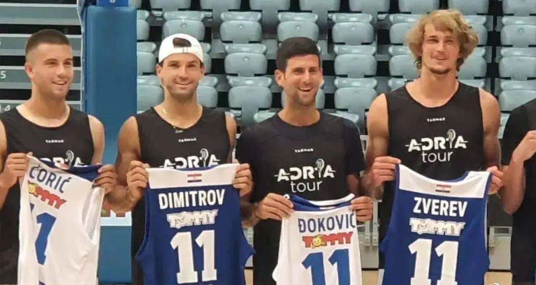 德约科维奇成为草地王者的原因,德约科维奇时隔三年亮相日场比赛