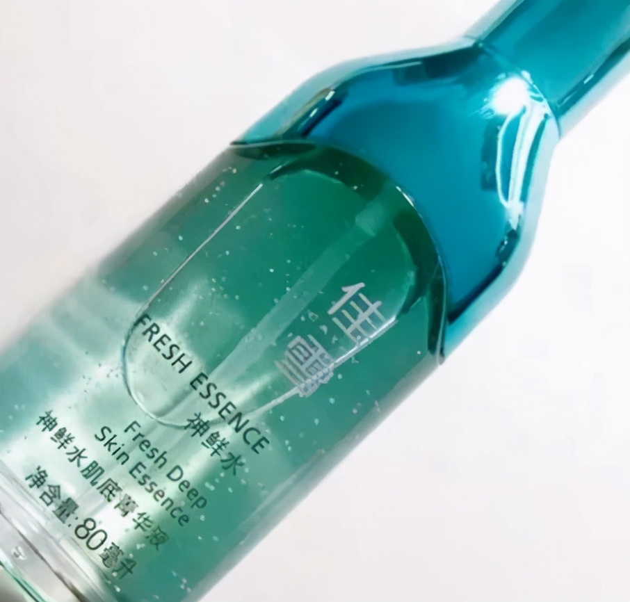 哪些大牌爽肤水里面含有小分子,品牌保湿爽肤水