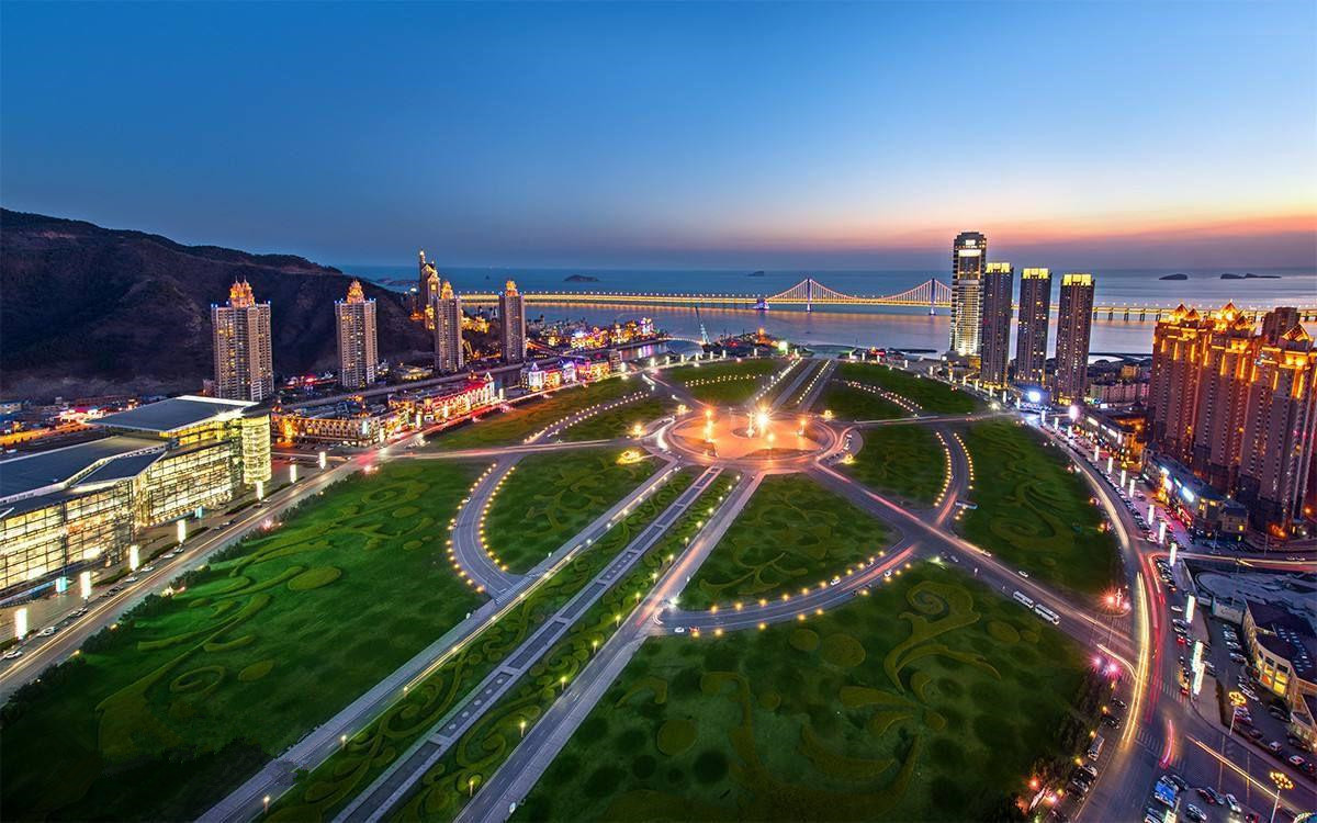 大连世界第一广场,亚洲最大的广场大连星海湾广场