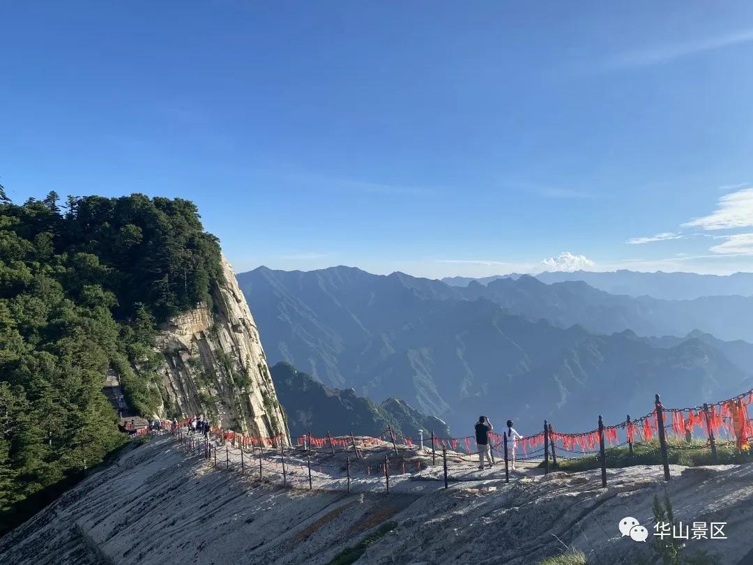 【一键预订门车索】这个夏天，爱上华山只需一瞬间