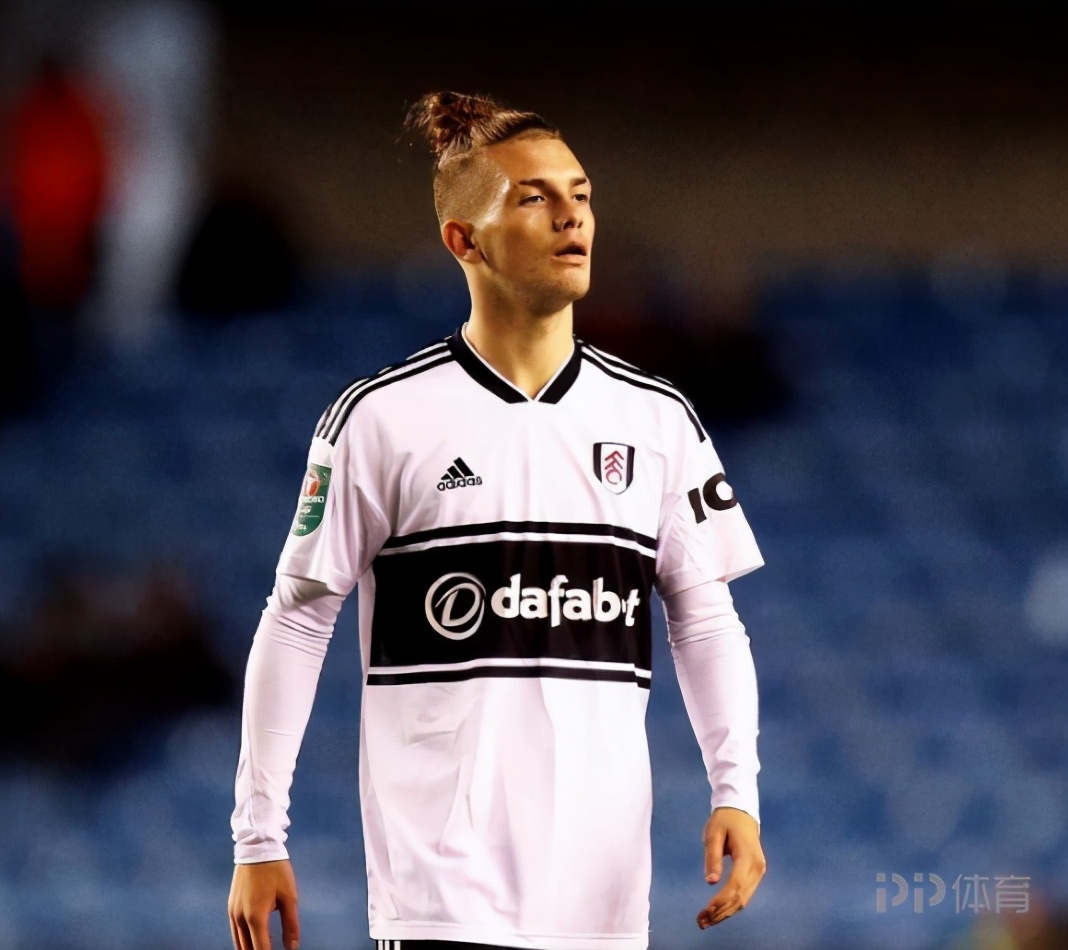 五大联赛最年轻出场球员都是谁?穆科科创德甲历史3人更年轻