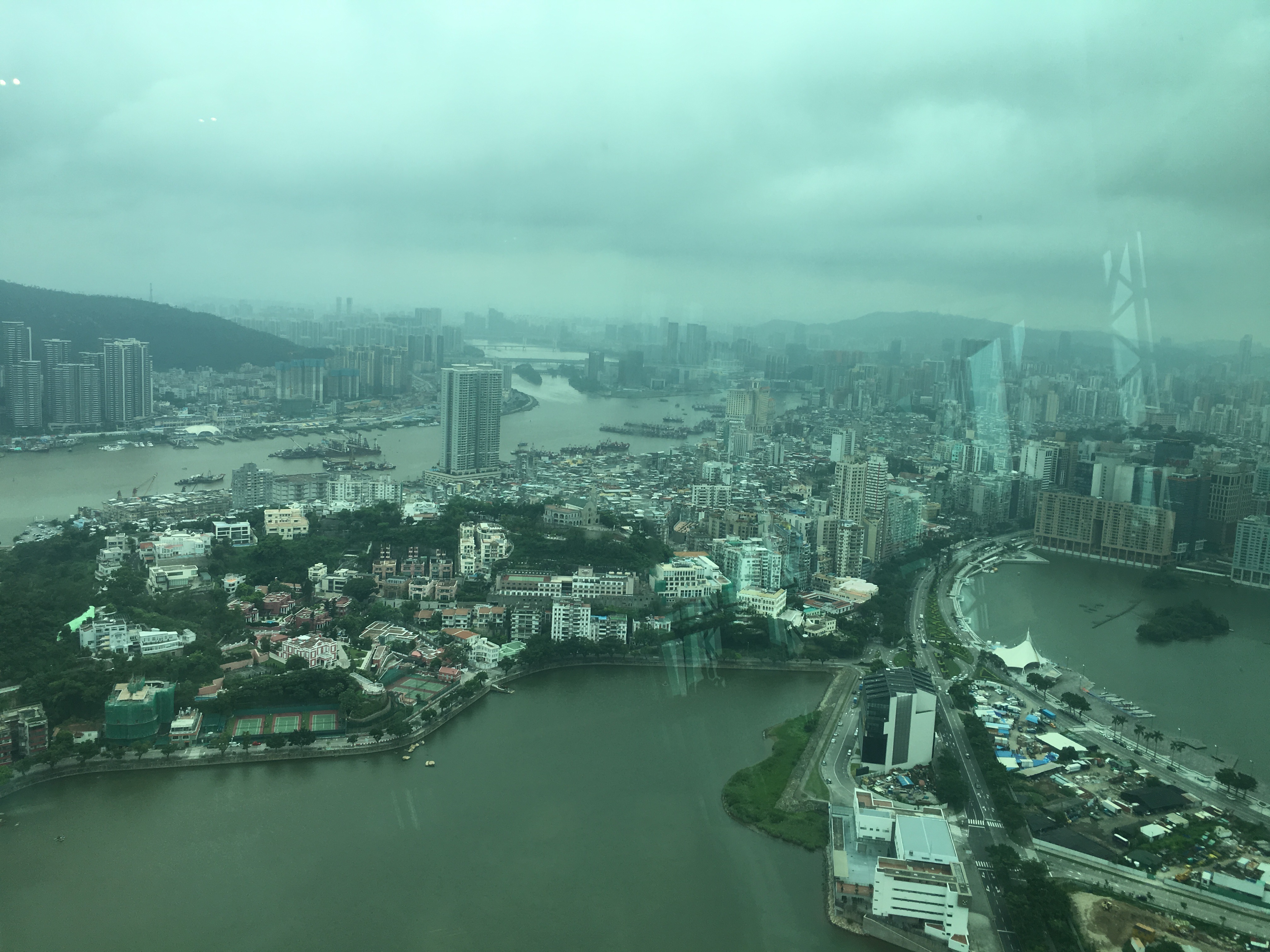 澳门蹦极塔空中漫步,澳门塔323米世界第一蹦极跳