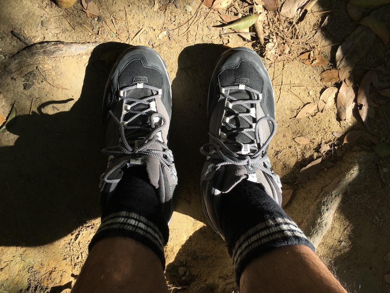 迪卡侬登山徒步值得买的,迪卡侬登山鞋值不值得买