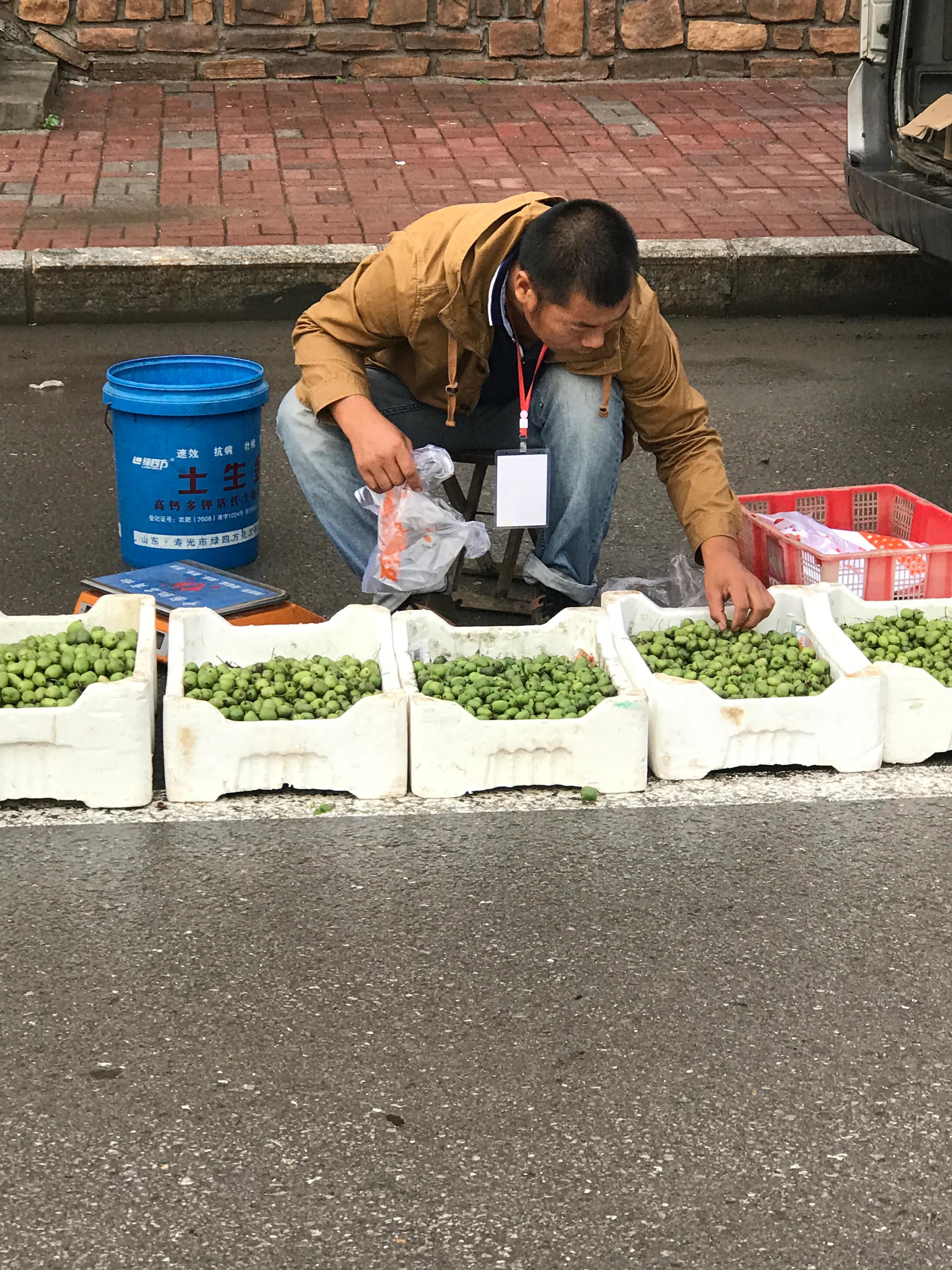 辉南街早市开了吗,辉南朝阳镇早市开门营业时间