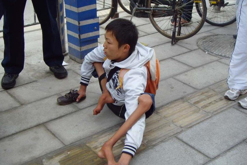 汶川地震中捐献所有积蓄的乞丐,为汶川捐款的乞丐龚忠诚现状